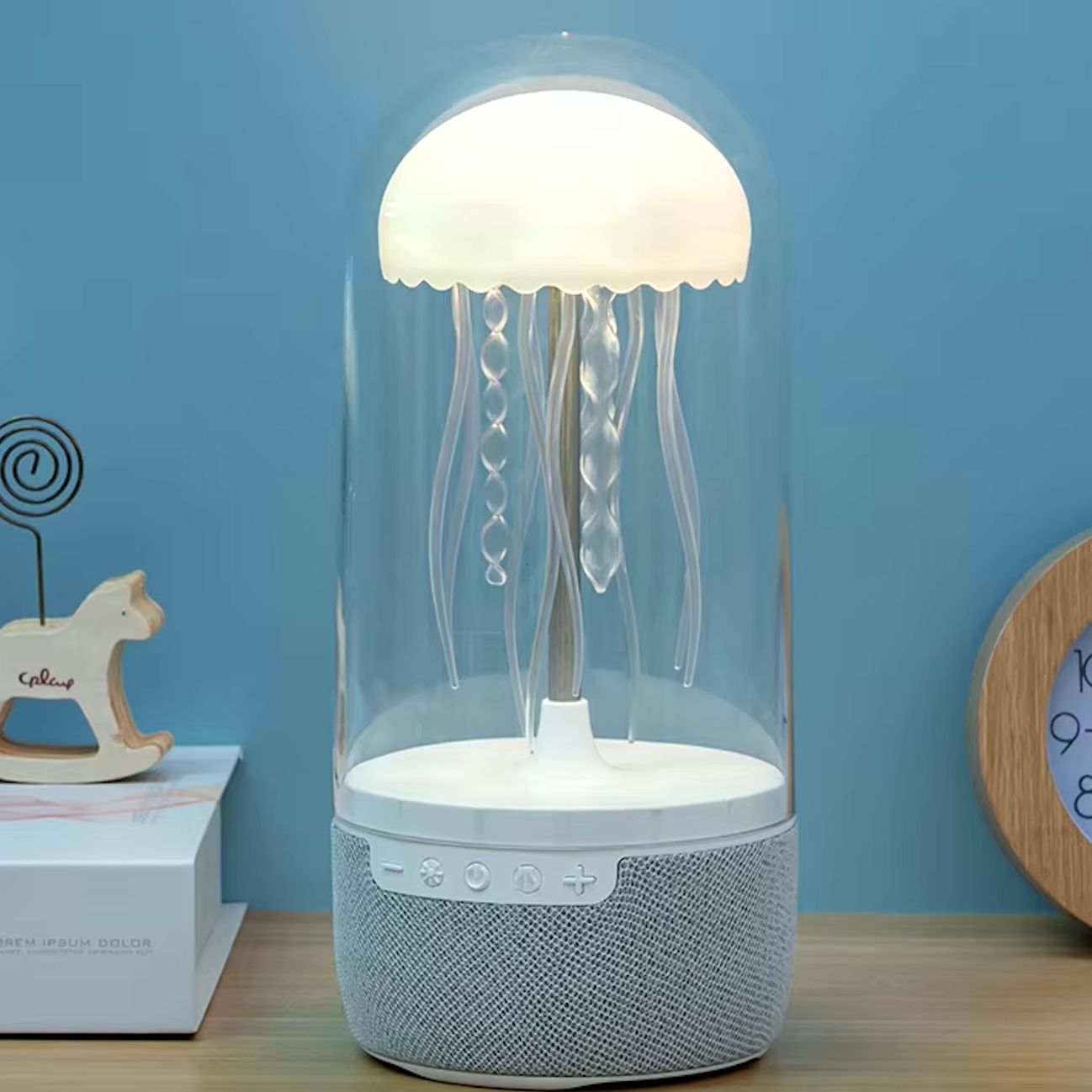 مصباح LED دوار مع مكبر صوت مدمج